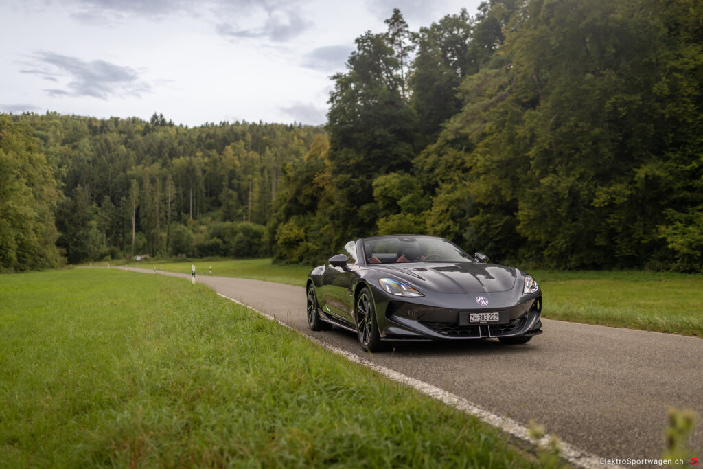 MG Cyberster AWD XPower (77kWh / 510 PS)