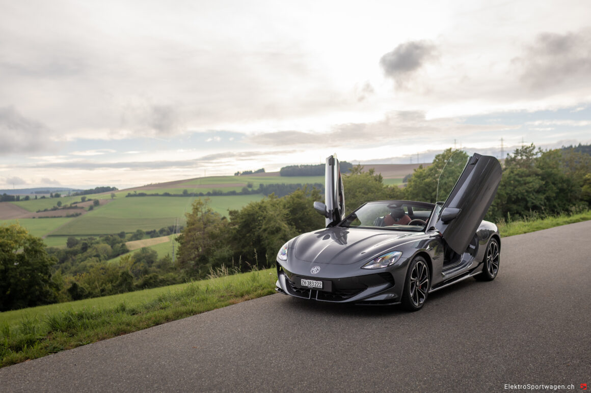 MG Cyberster AWD XPower (77kWh / 510 PS)