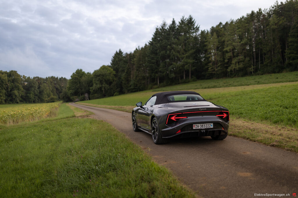 MG Cyberster AWD XPower (77kWh / 510 PS)