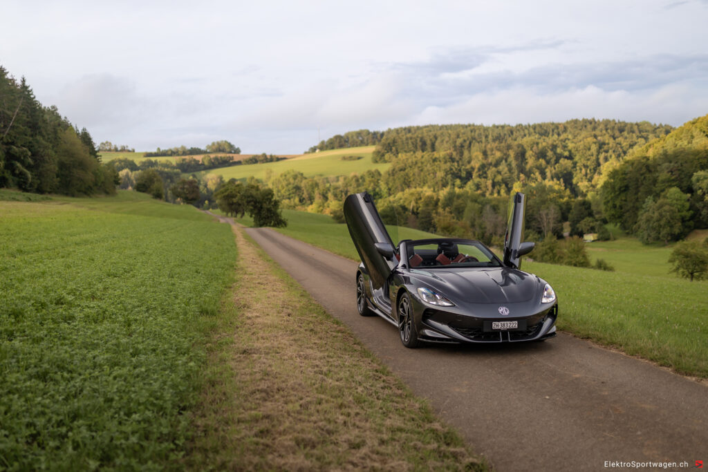 MG Cyberster AWD XPower (77kWh / 510 PS)