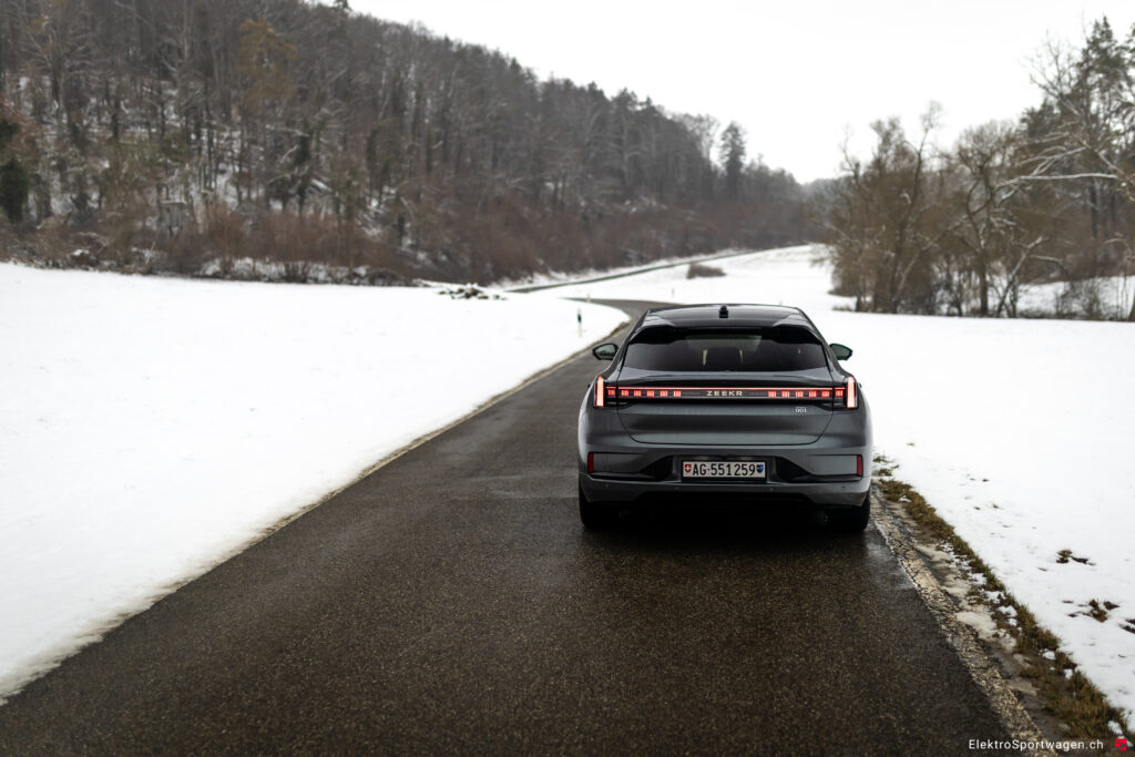 Zeekr 001 Privilege AWD im Test: Fahrverhalten, Alltag, Langstrecke und Fazit