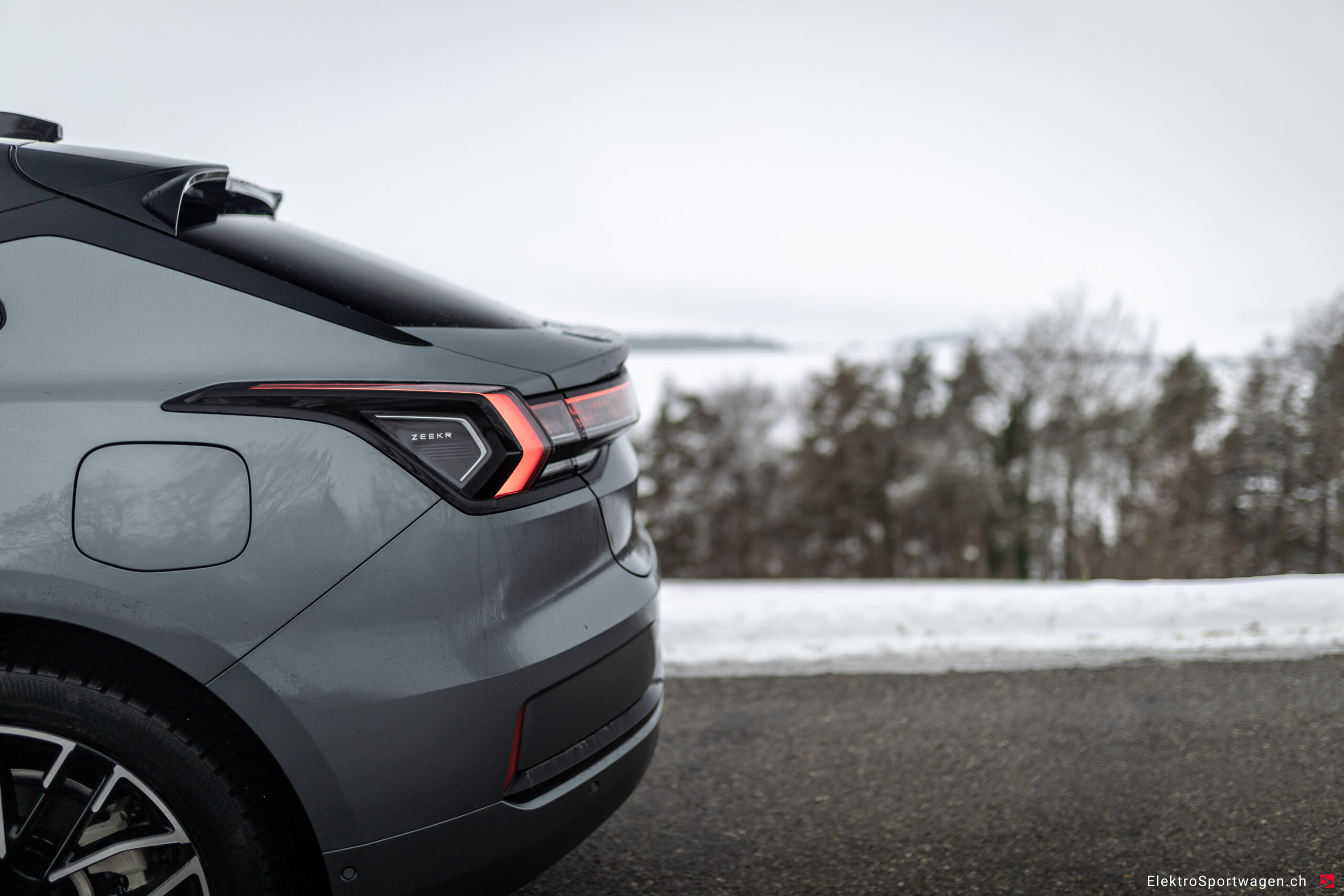 Zeekr 001 Privilege AWD im Test: Fahrverhalten, Alltag, Langstrecke und Fazit