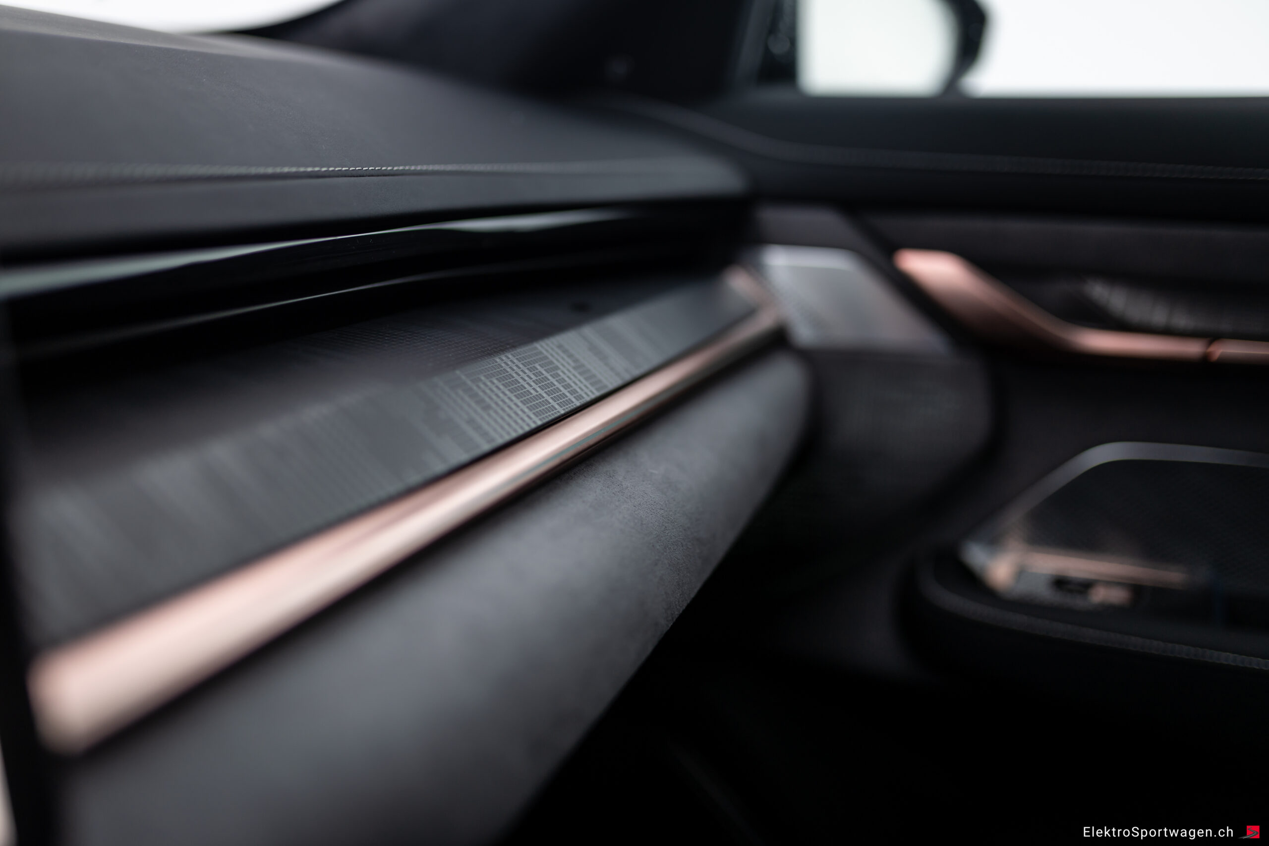 Zeekr 001 Privilege AWD im Test: Fahrverhalten, Alltag, Langstrecke und Fazit