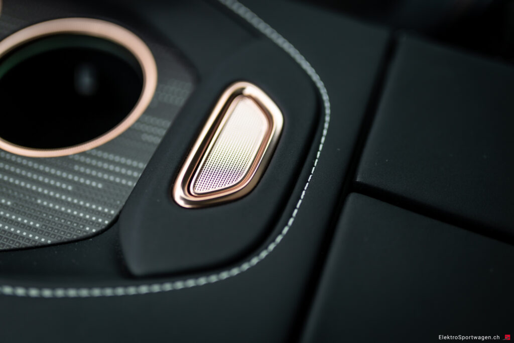 Zeekr 001 Privilege AWD im Test: Fahrverhalten, Alltag, Langstrecke und Fazit