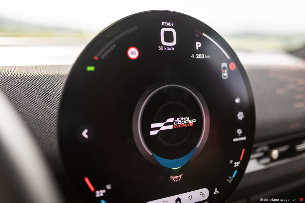 Fahrbericht: Mini Aceman JCW Electric