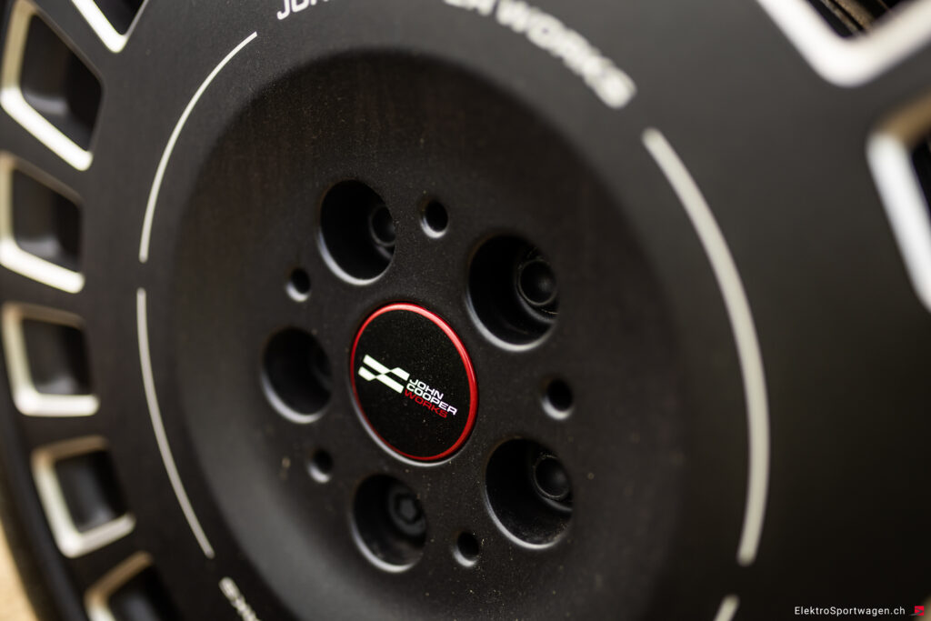 Fahrbericht: Mini Aceman JCW Electric