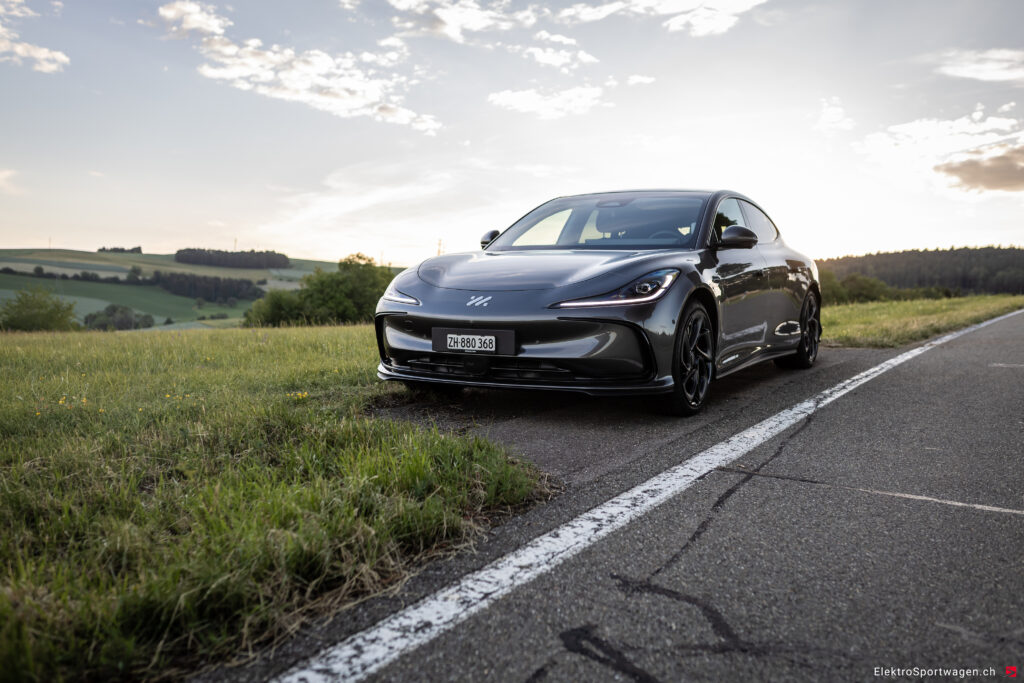 Fahrbericht: MG IM5 100 KWh Performance 4WD - Wolf im Buchhalterpelz