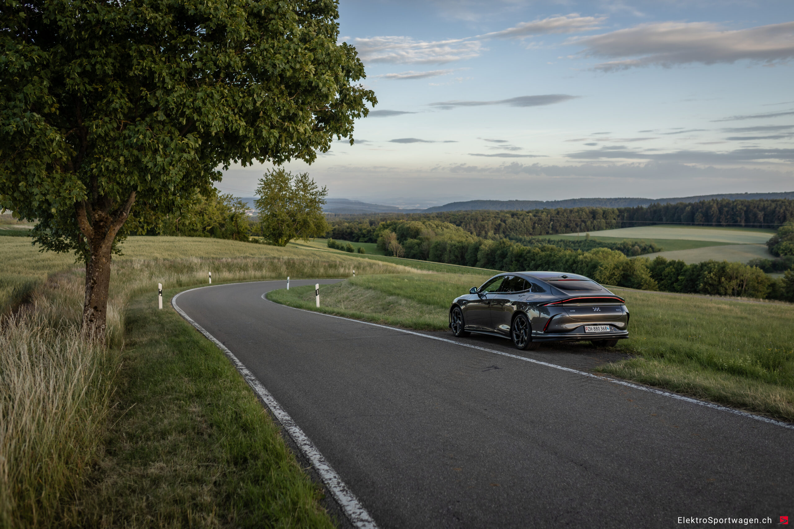 Fahrbericht: MG IM5 100 KWh Performance 4WD - Wolf im Buchhalterpelz