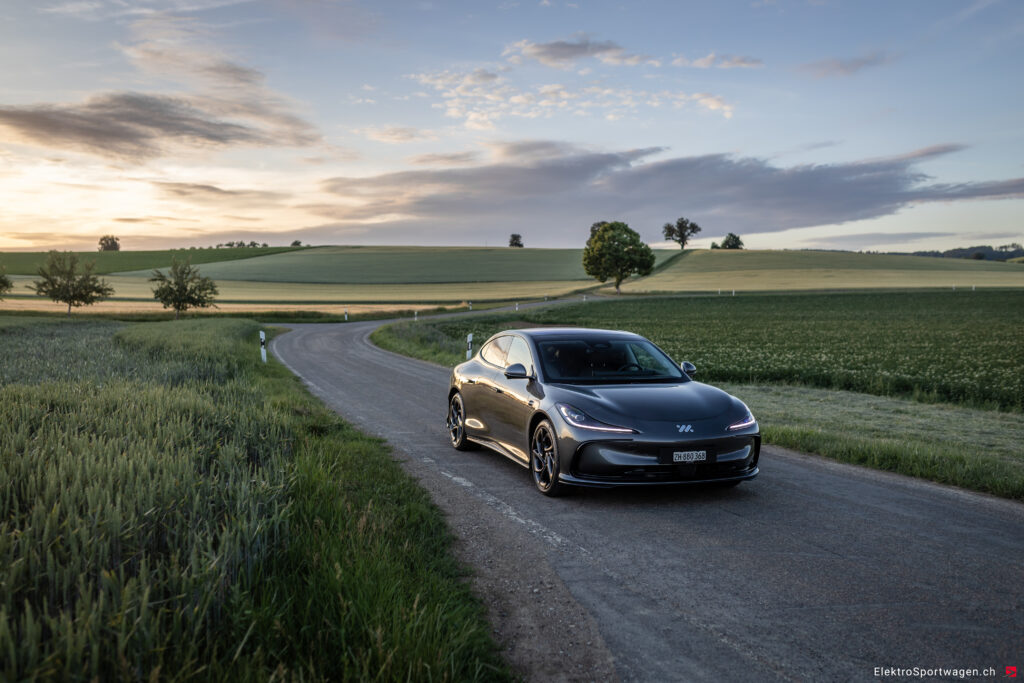 Fahrbericht: MG IM5 100 KWh Performance 4WD - Wolf im Buchhalterpelz